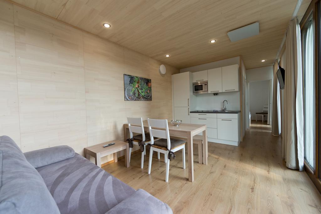 Hôtel Campingpark Gitzenweiler Hof à Lindau  Extérieur photo